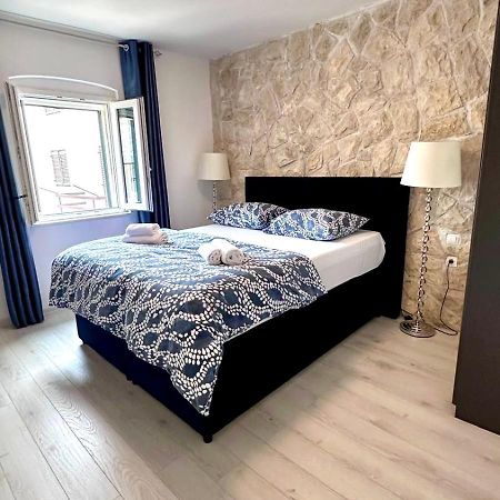 Apartment Vijoleta In City Centre Split Exteriér fotografie